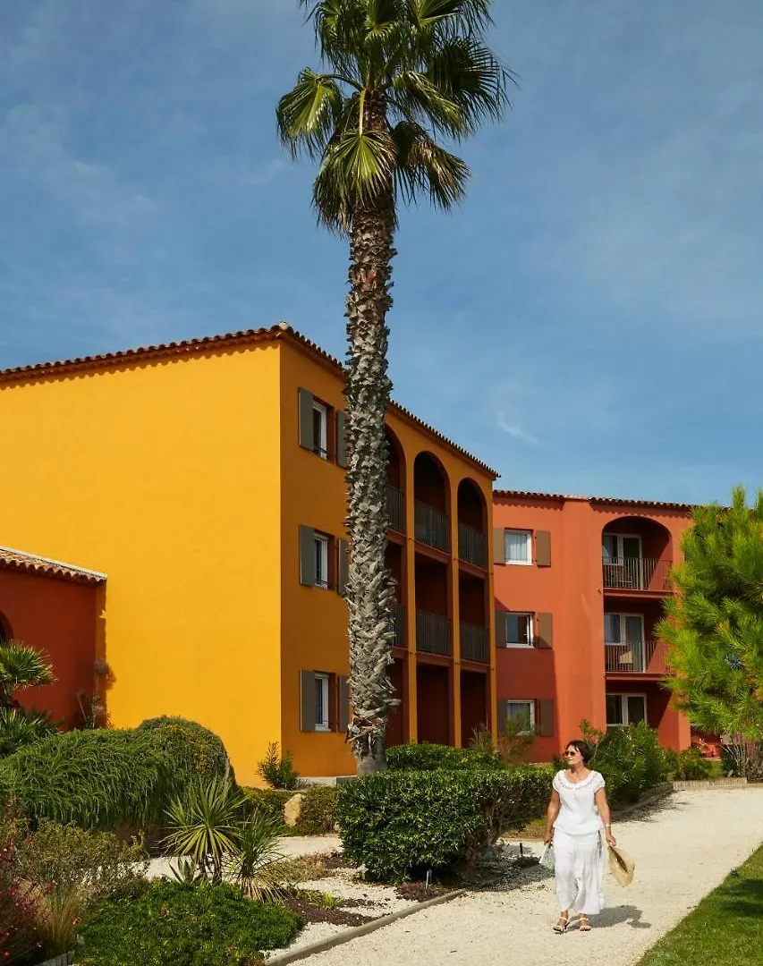 Ibis Thalassa Hyeres Plage 3*,